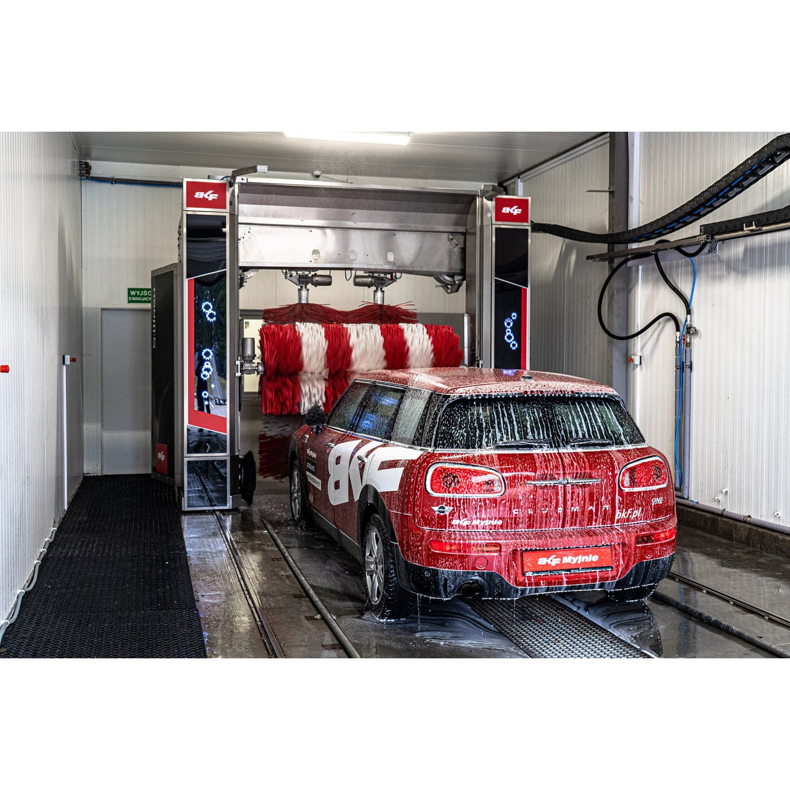 BKF Portique de Lavage à Brosses — Carwash